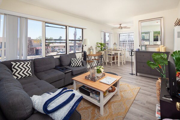 More Photos Of 1518-1536 Rosecrans St, San Diego Apartments For Sale