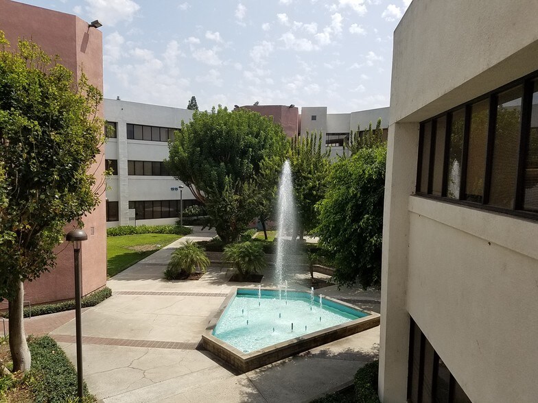 More Photos Of 1509 W Cameron Ave, West Covina Office For Lease