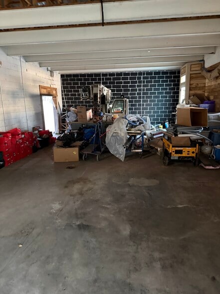 More Photos Of 200 S State Ave, Indianapolis Flex For Sale