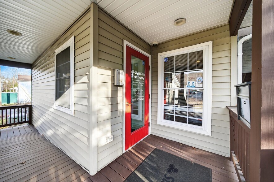 More Photos Of 531 Route 32, Highland Mills Office For Sale