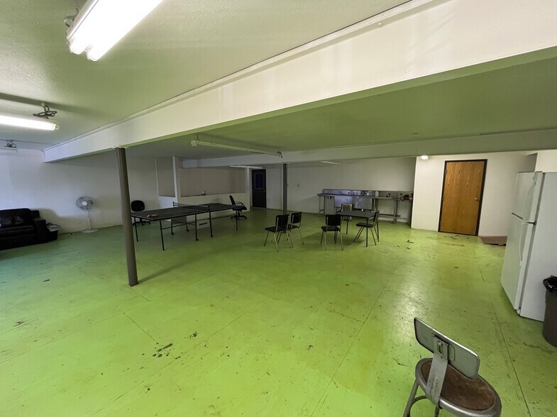 More Photos Of 1901 S Bannock St, Denver Warehouse For Lease