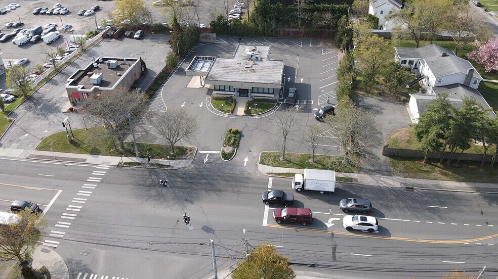 More Photos Of 1174 Jericho Tpke, Commack Bank For Lease