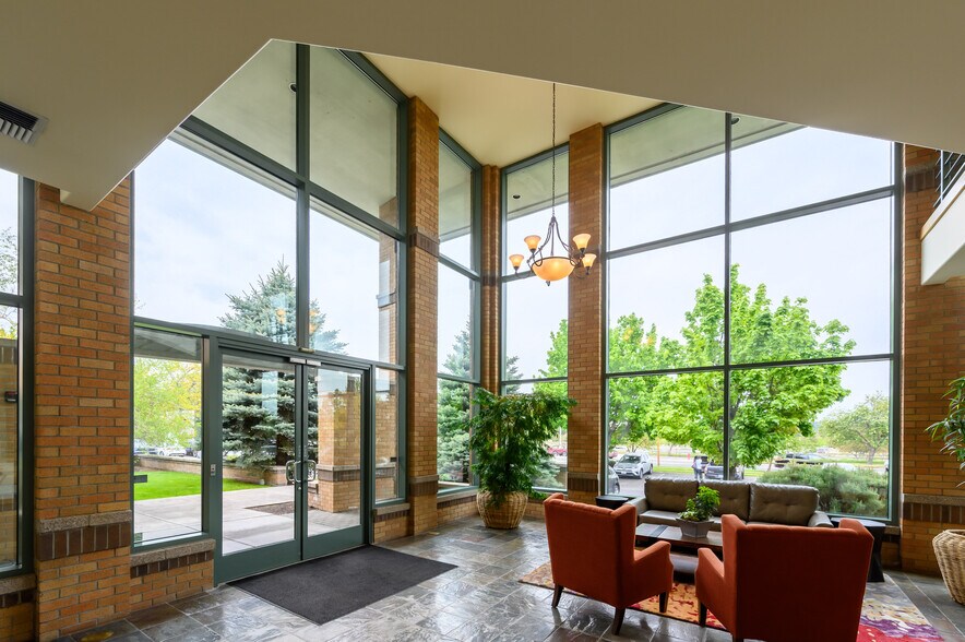 More Photos Of 296 SW Columbia St, Bend Office For Sale