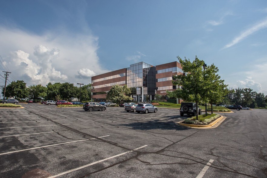 More Photos Of 12800 Middlebrook Rd, Germantown Office For Sale