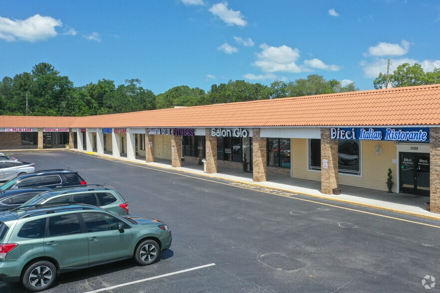 More Photos Of 32752-32888 US Highway 19 N, Palm Harbor General Retail For Lease