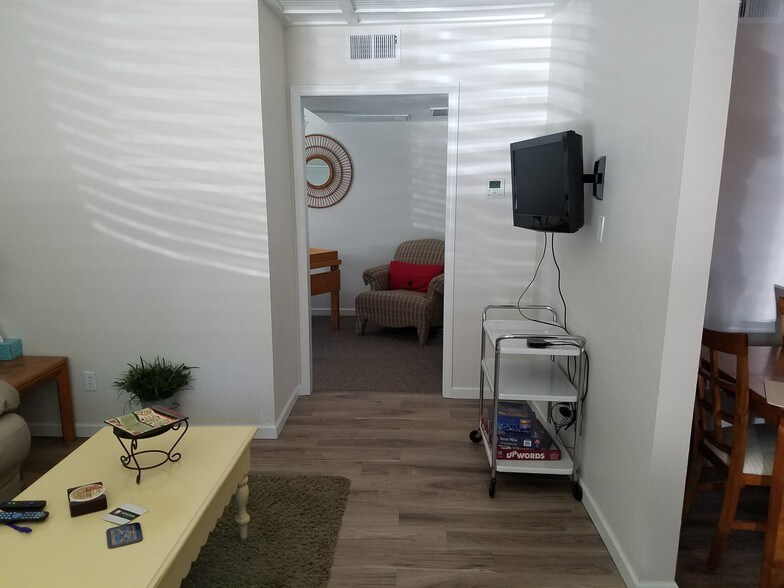 More Photos Of 1123 Cross St SE, Salem Apartments For Sale