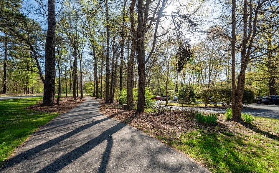 More Photos Of 1307 W Woodcroft Pky, Durham Office For Sale