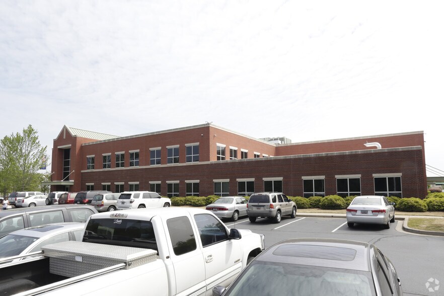 More Photos Of 1330 Boiling Springs Rd, Spartanburg Medical For Sale