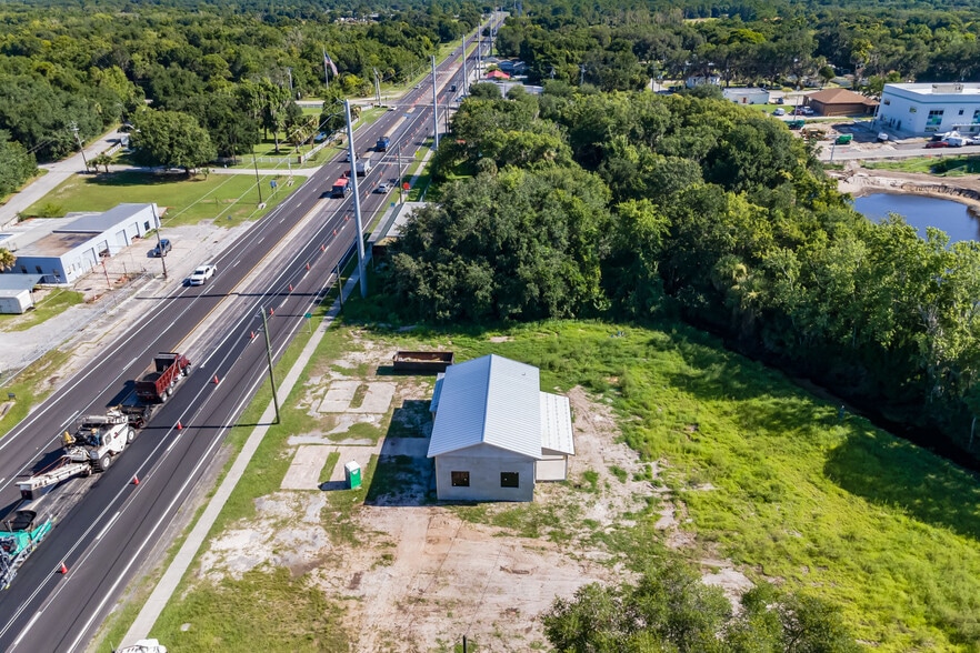More Photos Of 153 S US Highway 1, Oak Hill Auto Repair For Sale
