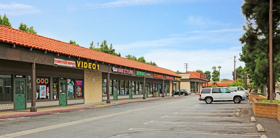 More Photos Of 14001-14005 Ramona Blvd, Baldwin Park Storefront For Lease