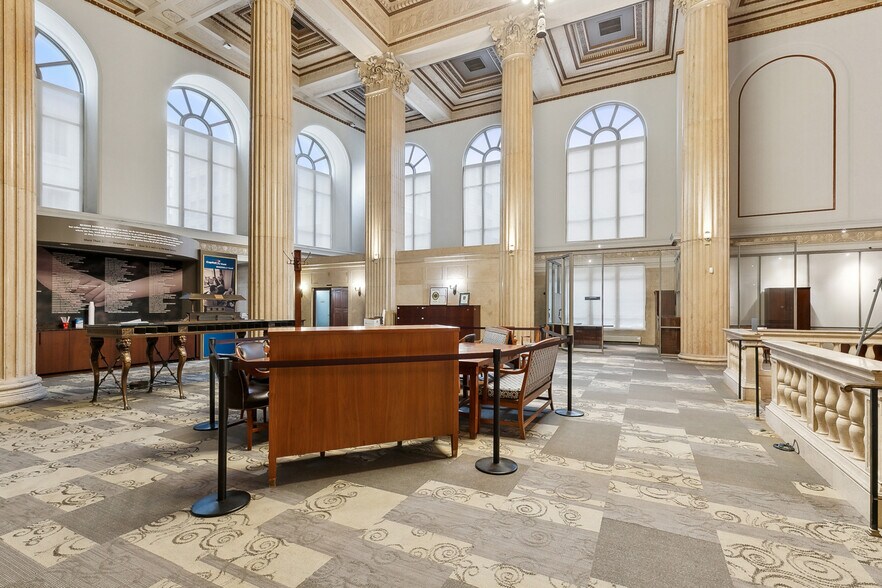 More Photos Of 812 Gravier St, New Orleans Apartments For Lease