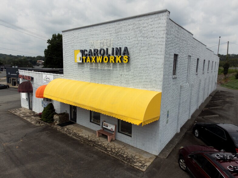 Primary Photo Of 105-109 Winston Rd, Jonesville Storefront For Sale