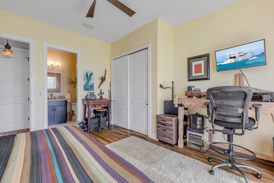 More Photos Of 136 Julia St, New Smyrna Beach Flex For Sale