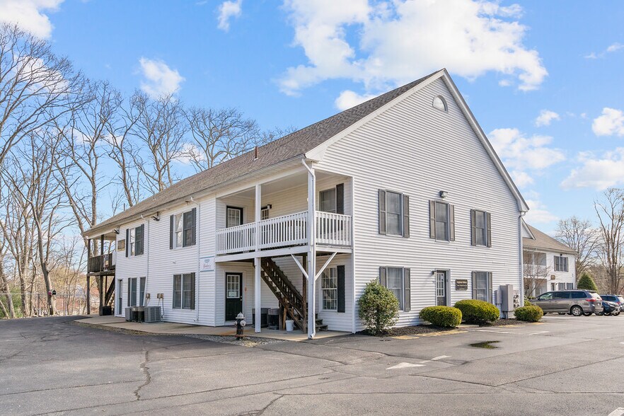 More Photos Of 56 N Bedford St, East Bridgewater Office For Sale