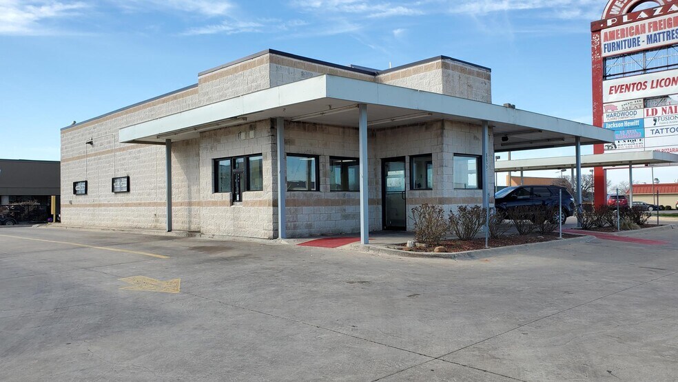 More Photos Of 8625 Camp Bowie West Blvd, Fort Worth Land For Lease