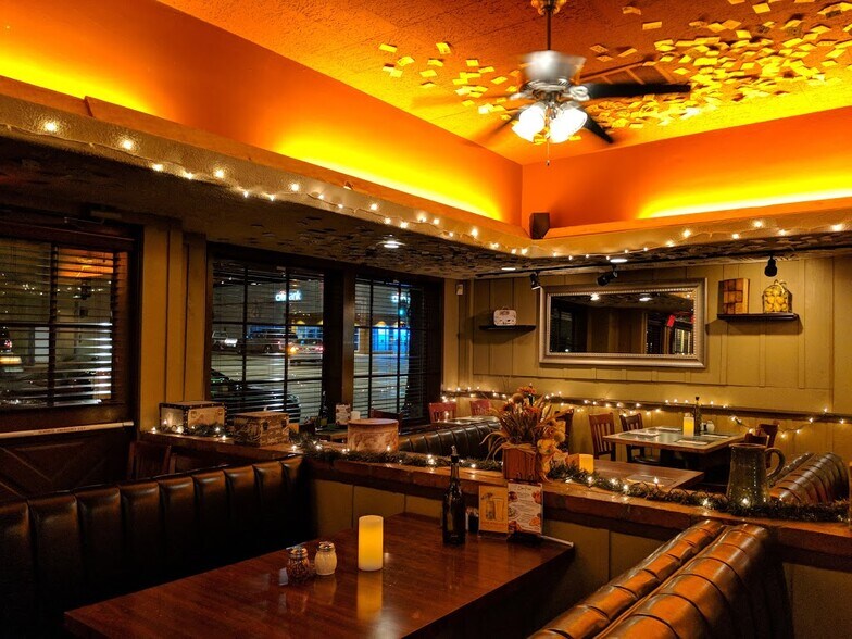 More Photos Of 2222 Wilshire Blvd, Santa Monica Restaurant For Lease