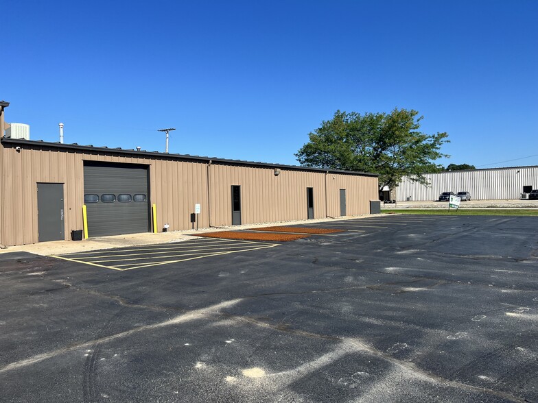 More Photos Of 6319 Discount Dr, Fort Wayne Manufacturing For Lease