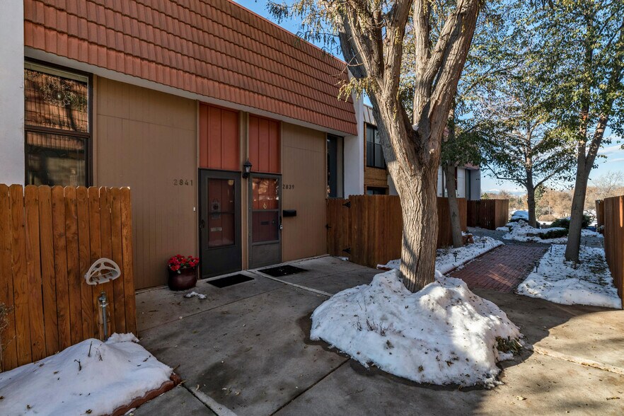 More Photos Of 2805-2901 S Locust St, Denver Apartments For Sale