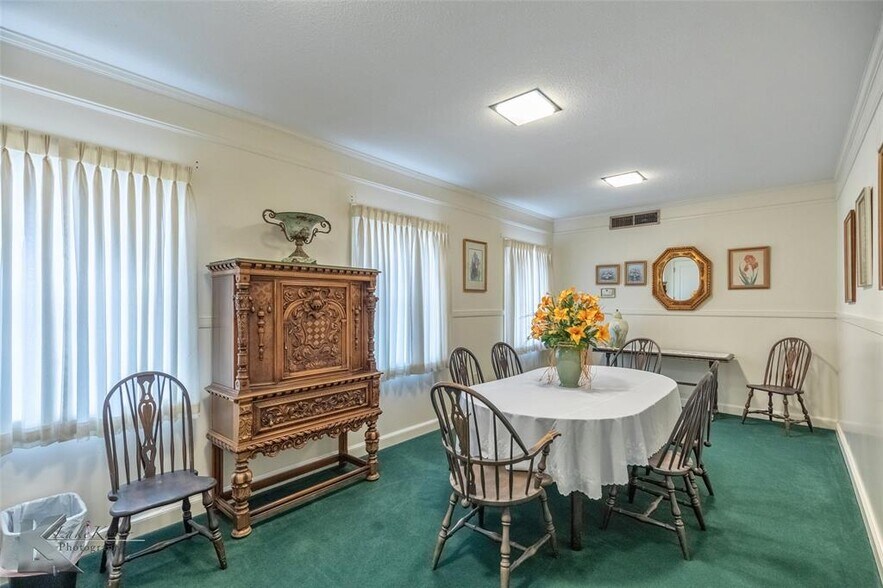 More Photos Of 3425 S 14th St, Abilene Lodge Meeting Hall For Sale