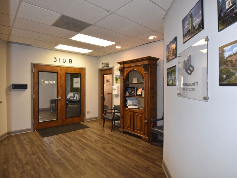 More Photos Of 2021 Richard Jones Rd, Nashville Office For Lease