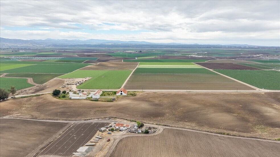 More Photos Of 30 San Jon Rd, Salinas Land For Sale