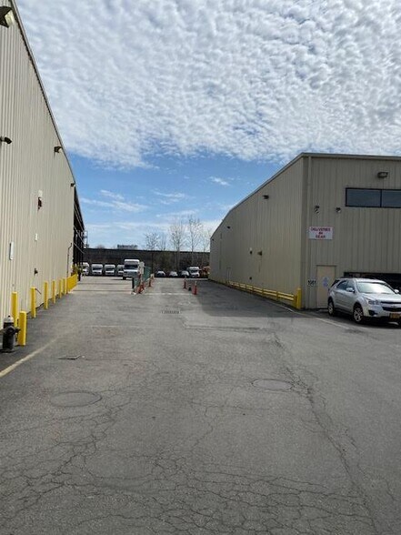 More Photos Of 1961 Richmond Ter, Staten Island Warehouse For Lease