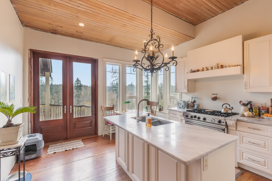 More Photos Of 2300 E Wellington Rd, Nanaimo Land For Sale