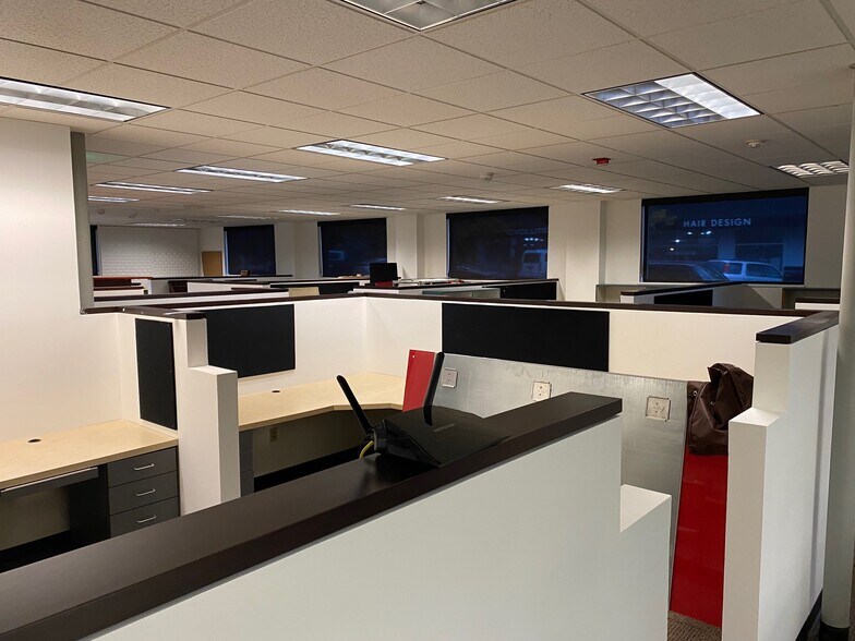 More Photos Of 1530 SW Taylor St, Portland Office For Lease