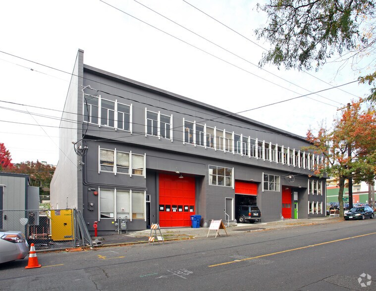 More Photos Of 3668 Albion Pl N, Seattle Office For Sale