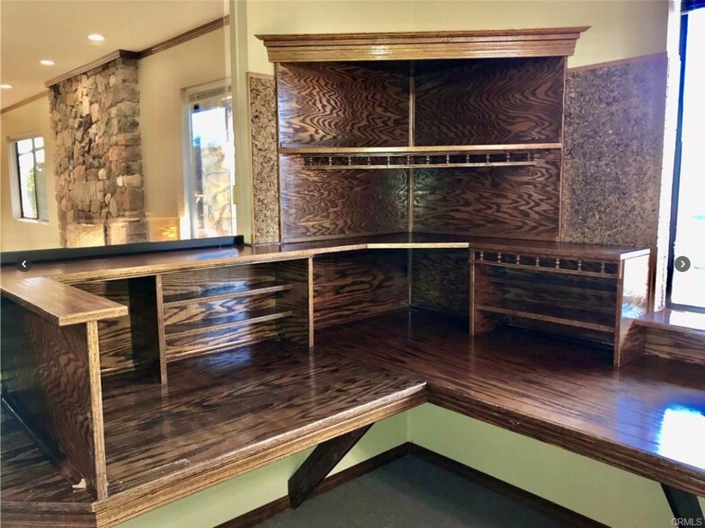 More Photos Of 1002 11th St, Lakeport Office Residential For Lease