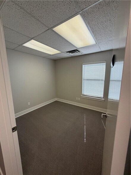 More Photos Of 27 W Township St, Fayetteville Office For Lease