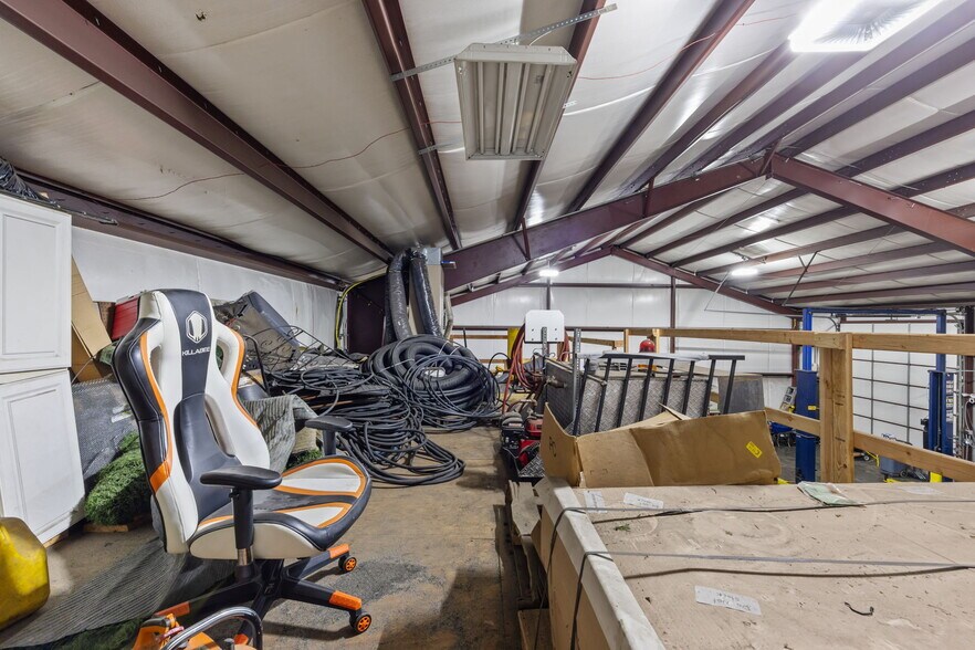 More Photos Of 7011 Beaver Dam Rd, Levittown Industrial For Sale