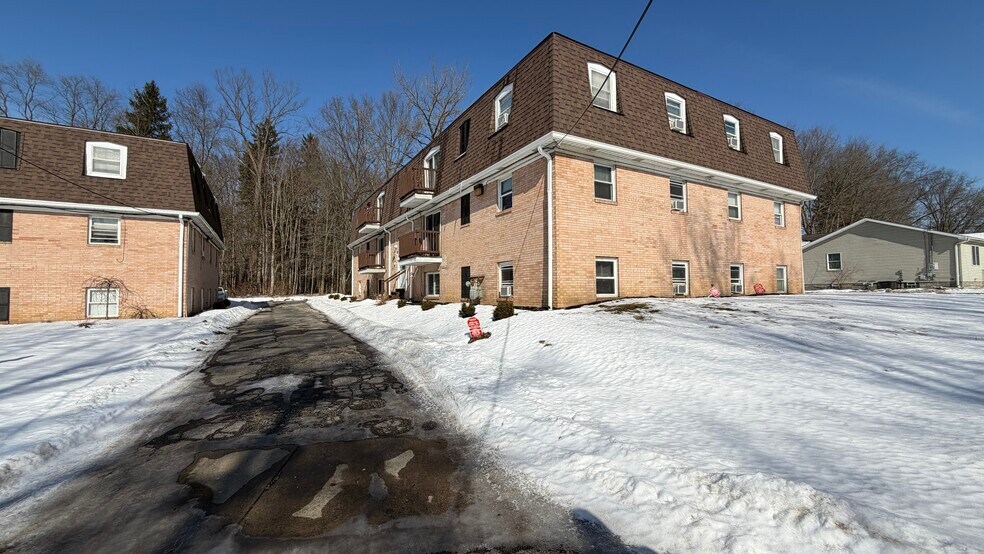 More Photos Of 3100 Beal St, Warren Apartments For Sale