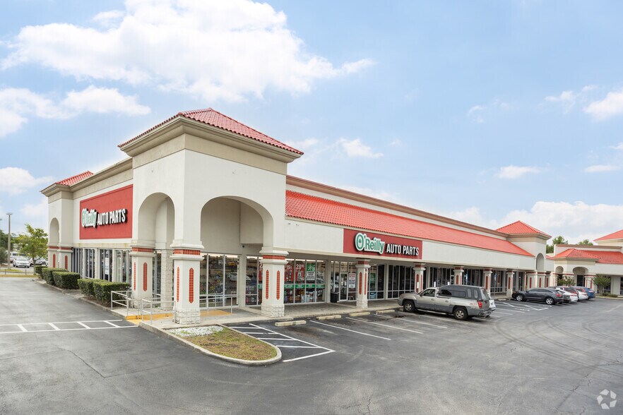 More Photos Of 10730-10750 Atlantic Blvd, Jacksonville Unknown For Lease