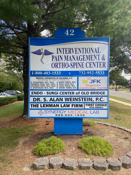 More Photos Of 42 Throckmorton Ln, Old Bridge Medical For Lease