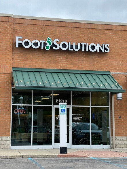 More Photos Of 21213 Harper Ave, Saint Clair Shores Drugstore For Lease