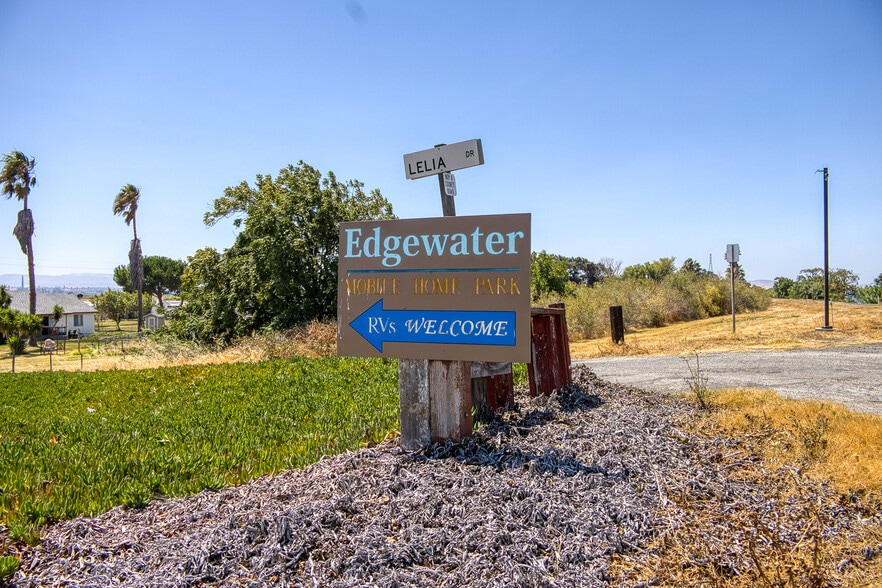 More Photos Of 4222 Lelia Dr, Rio Vista Manufactured Housing Mobile Home Park For Sale