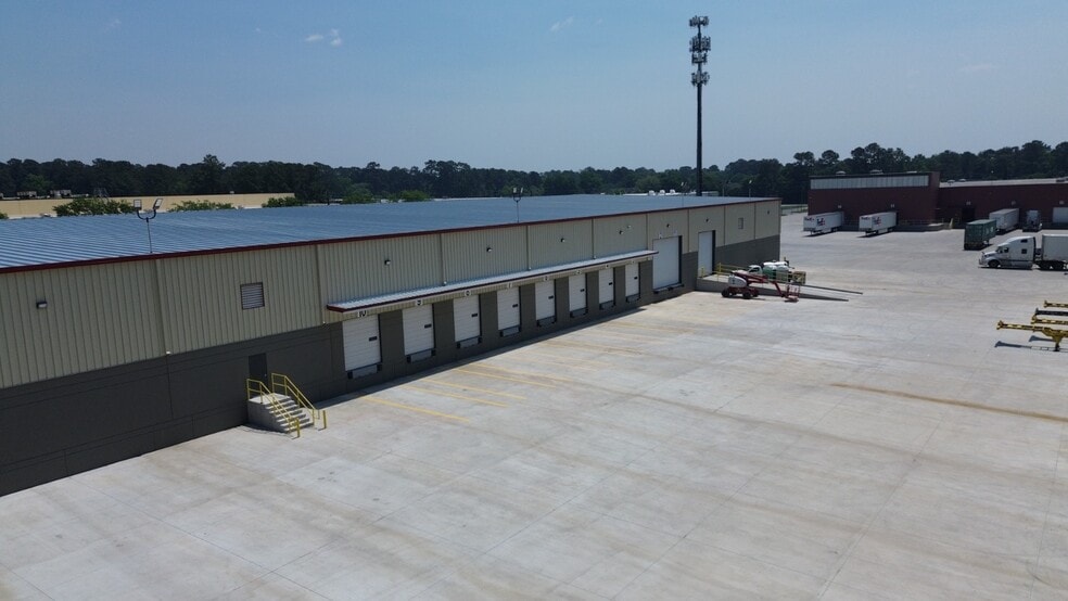 Primary Photo Of 774 King George Blvd, Savannah Distribution For Lease