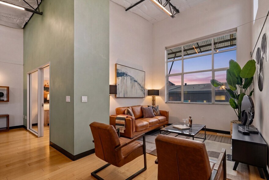 More Photos Of 108 High Rd, Santa Cruz Flex For Sale
