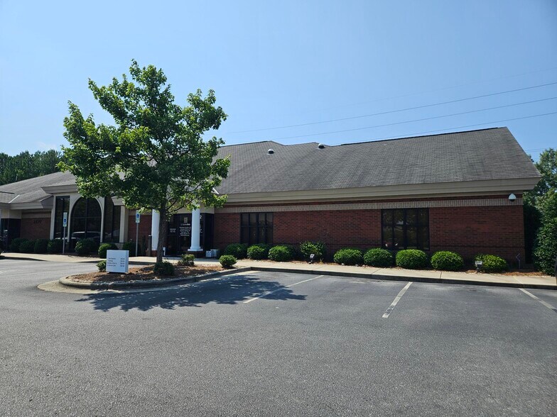 More Photos Of 2459 Emerald Pl, Greenville Medical For Sale