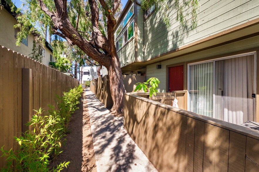 More Photos Of 430-440 Linden Dr, Oxnard Apartments For Sale