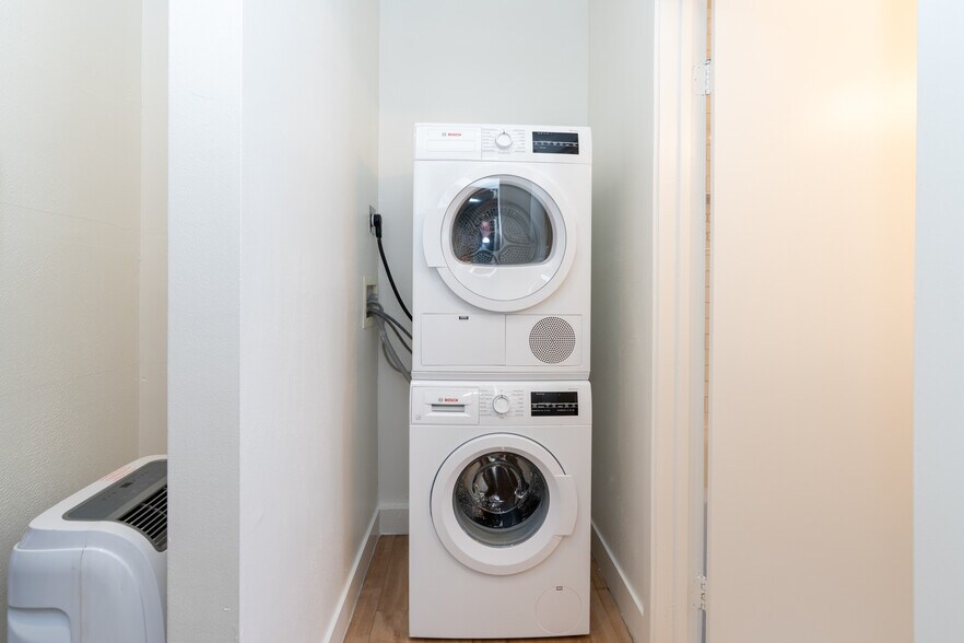 More Photos Of 4938 Rosewood Ave, Los Angeles Apartments For Sale