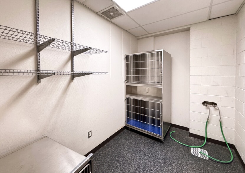 More Photos Of 5 Camino Karsten, Algodones General Retail For Lease