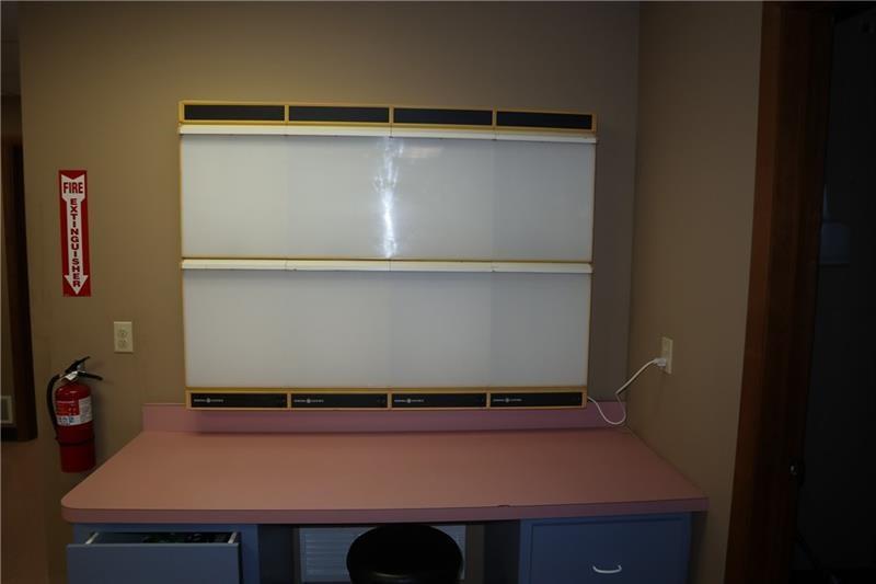 More Photos Of 90 Chamber Plz, Charleroi Medical For Sale