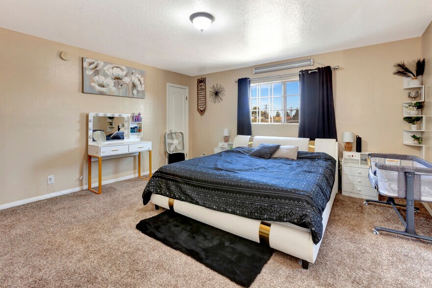 More Photos Of 12731 Barlin Ave, Downey Apartments For Sale