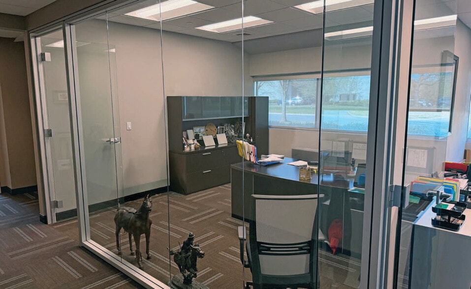 More Photos Of 171 Rodeo Dr, Edgewood Warehouse For Sale