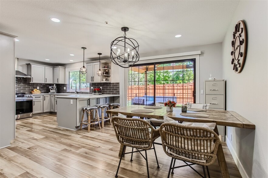 More Photos Of 8955 SW Club Meadow Ln, Portland Continuing Care Retirement Community For Sale