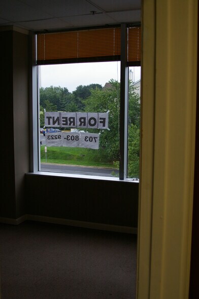 More Photos Of 13880 Braddock Rd, Centreville Medical For Lease