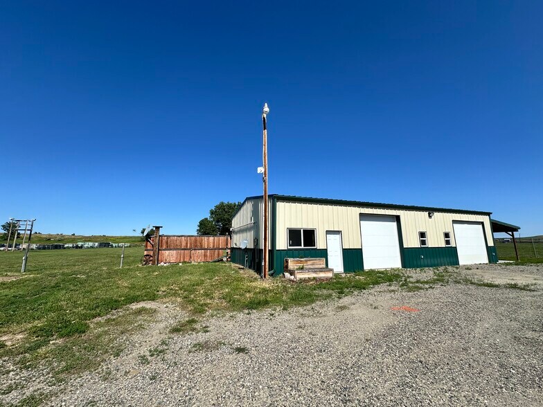 More Photos Of 4380 US Highway 312, Billings Warehouse For Lease