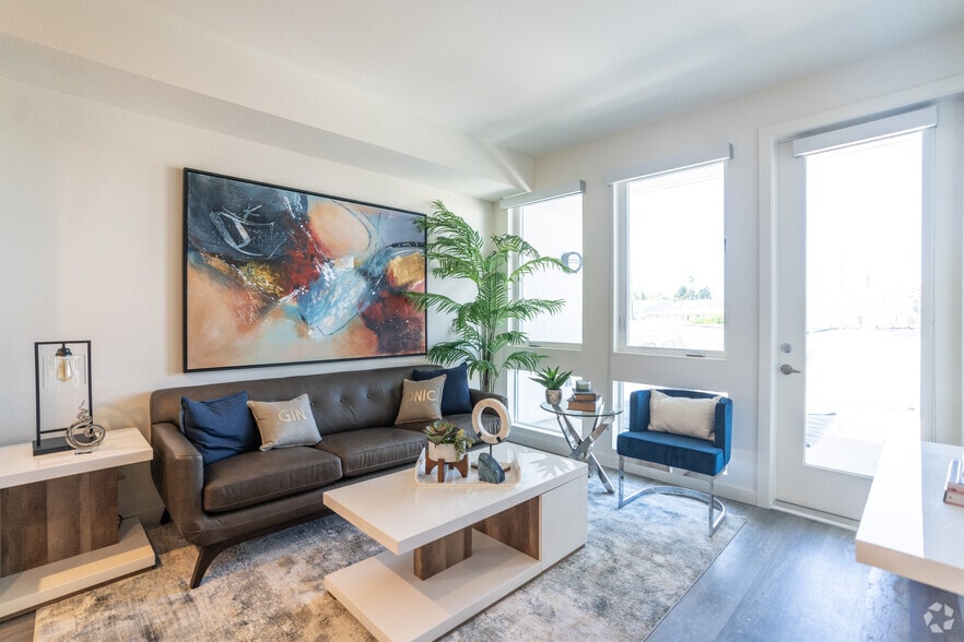 More Photos Of 1978 W Carson St, Torrance Apartments For Lease